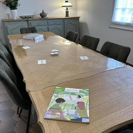 Du Nougues Semesterbostad *