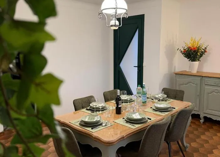 Du Nougues Vakantiehuis